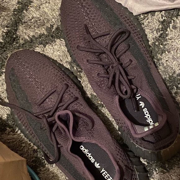 yeezy cinder 11.5